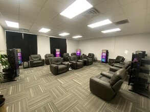 12350 S 900 E, Draper, UT for lease Building Photo- Image 2 of 6