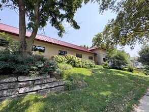 640 N Fountain Ave, Springfield, OH for sale Interior Photo- Image 2 of 29