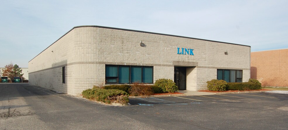 16 Colt Ct, Ronkonkoma, NY for sale - Other - Image 1 of 1