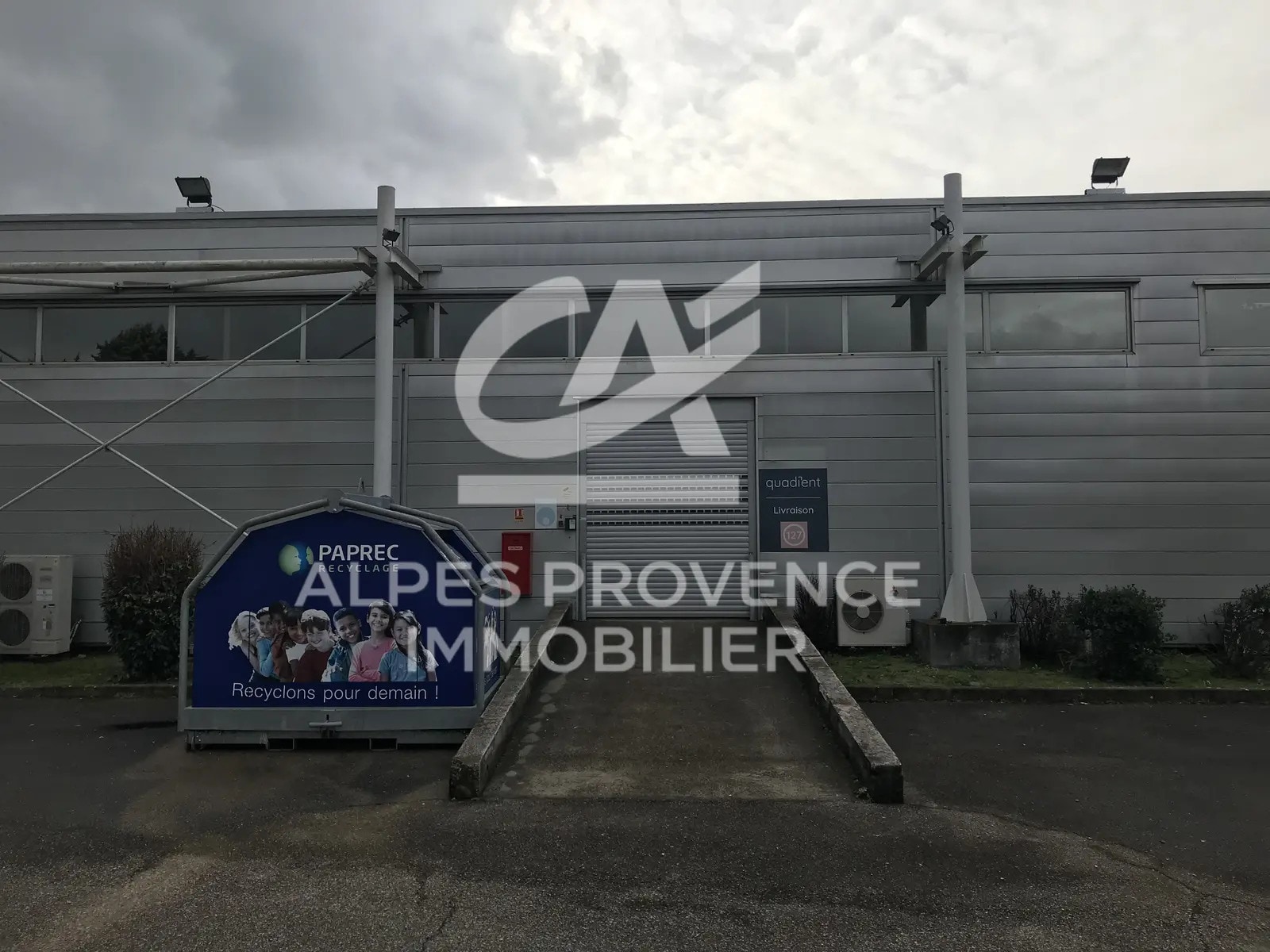 Flex in Cavaillon for sale Building Photo- Image 1 of 4