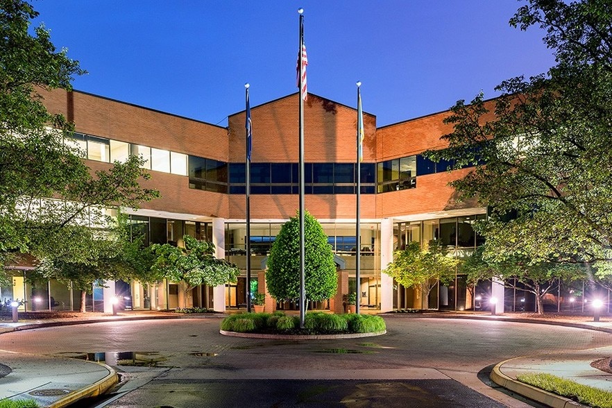 4795 Meadow Wood Ln, Chantilly, VA 20151 Venture Park