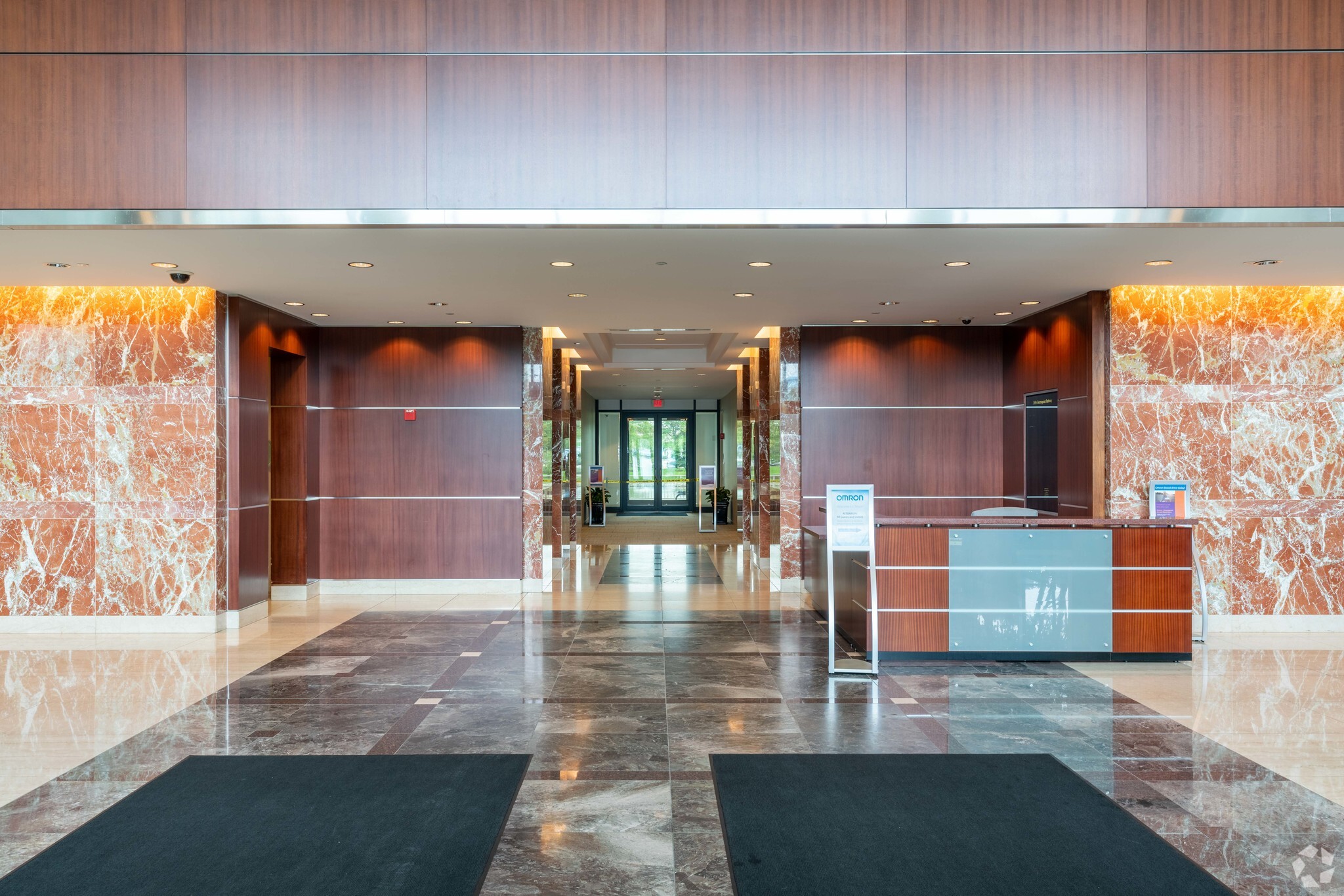 2895 Greenspoint Pky, Hoffman Estates, IL for sale Lobby- Image 1 of 1