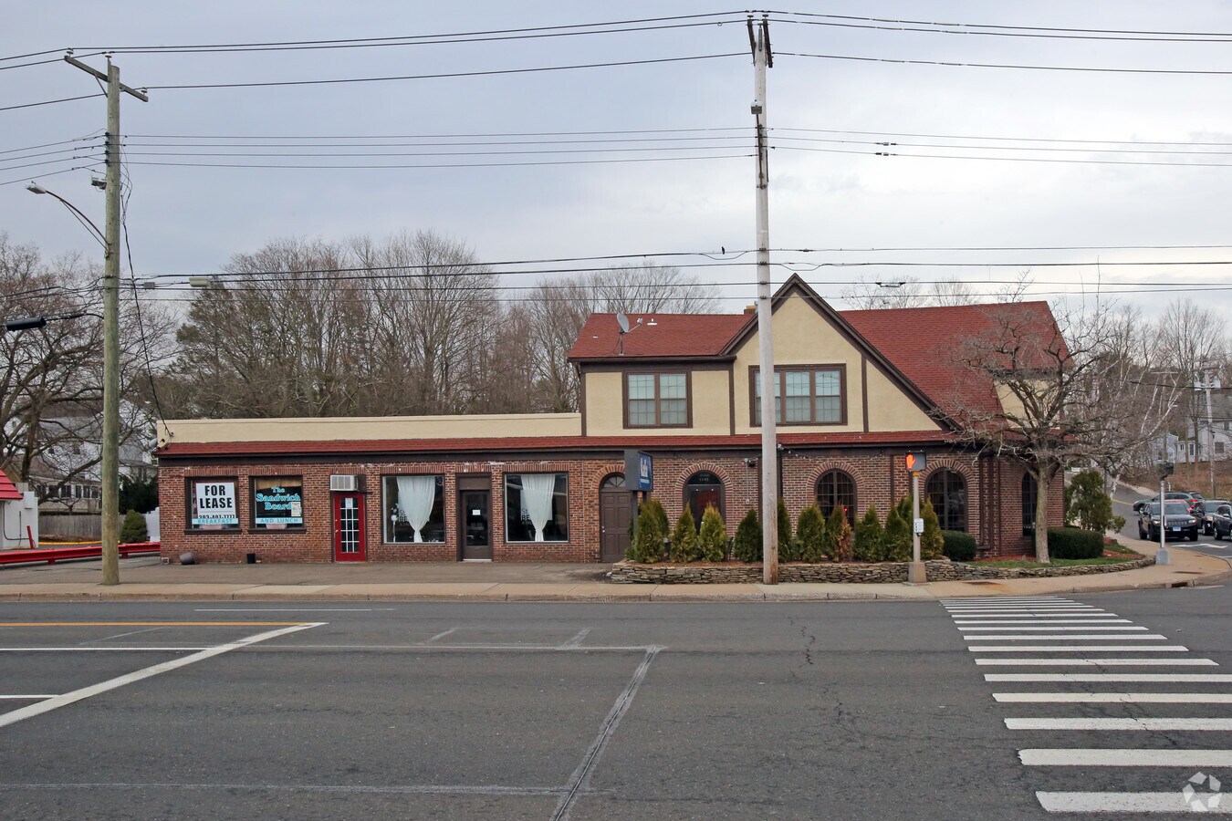 19952001 Whitney Ave, North Haven, CT 06473