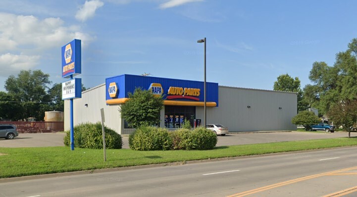 NAPA Auto Parts portfolio of 2 properties for sale on LoopNet.com - Building Photo - Image 2 of 3