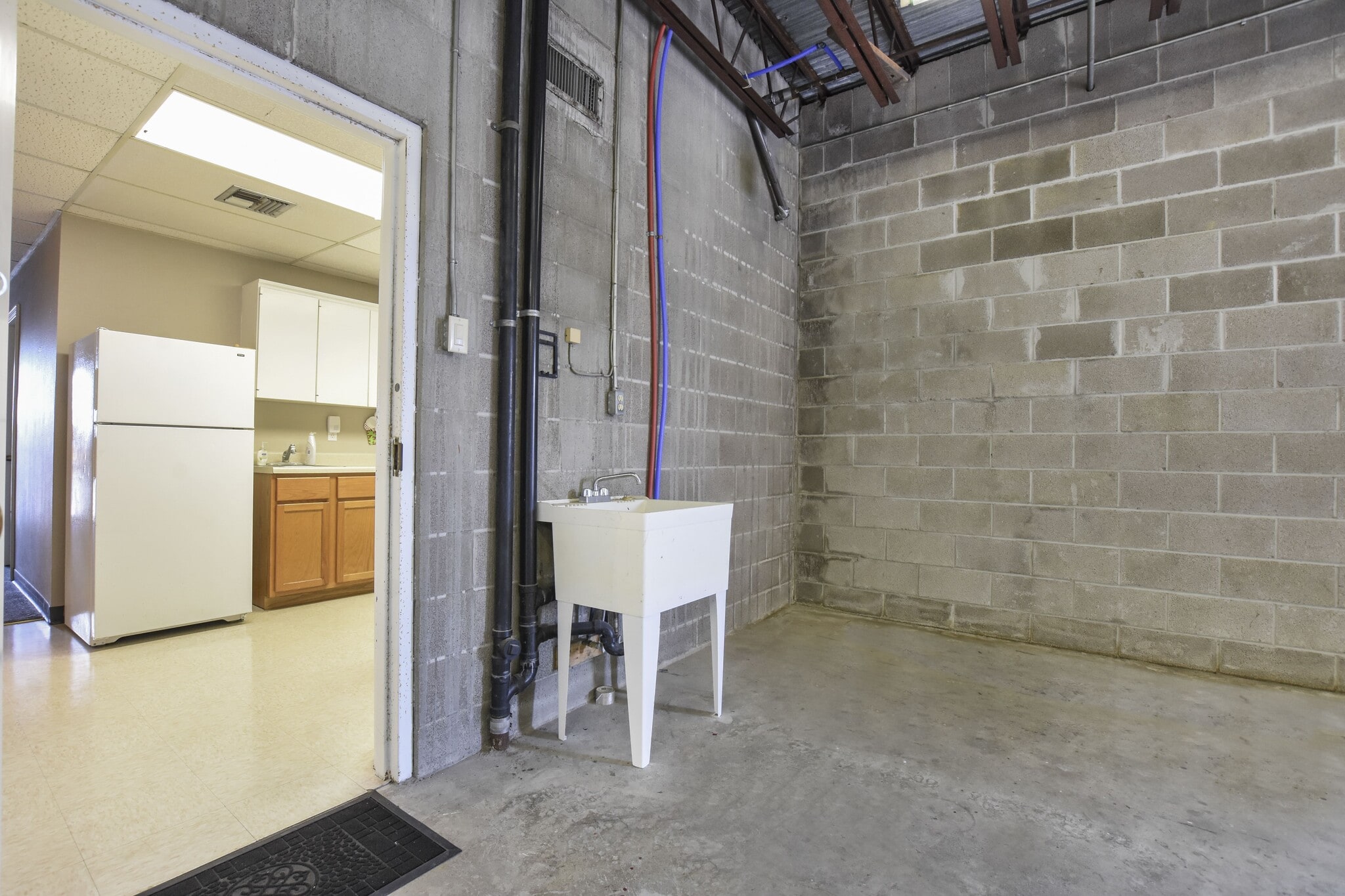 1225 27th St, Kenner, LA for lease Interior Photo- Image 1 of 12