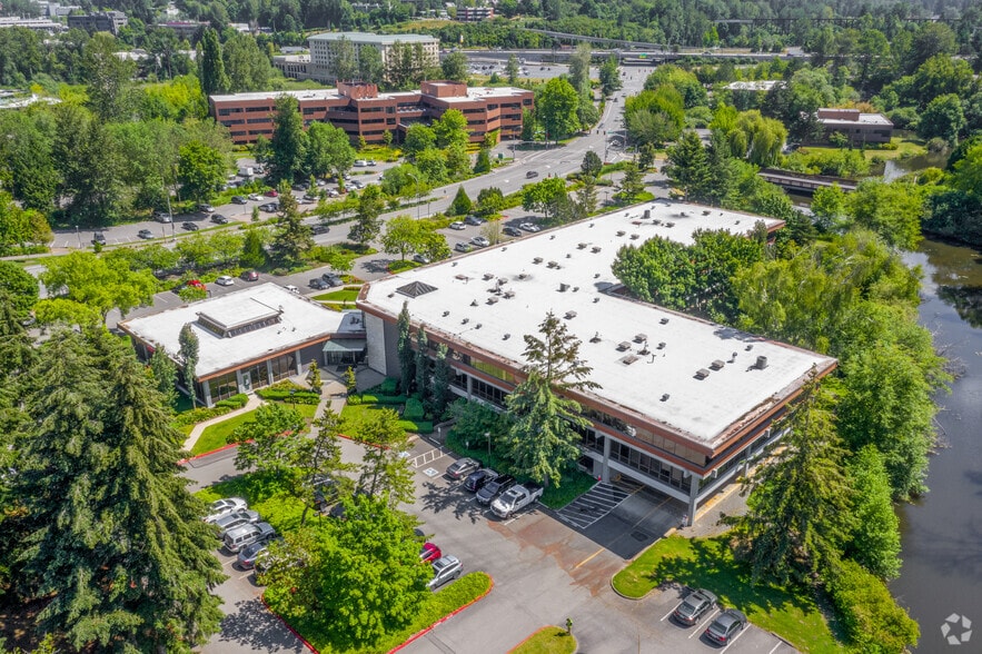 11201 Se 8th St, Bellevue, WA for lease - Building Photo - Image 2 of 4