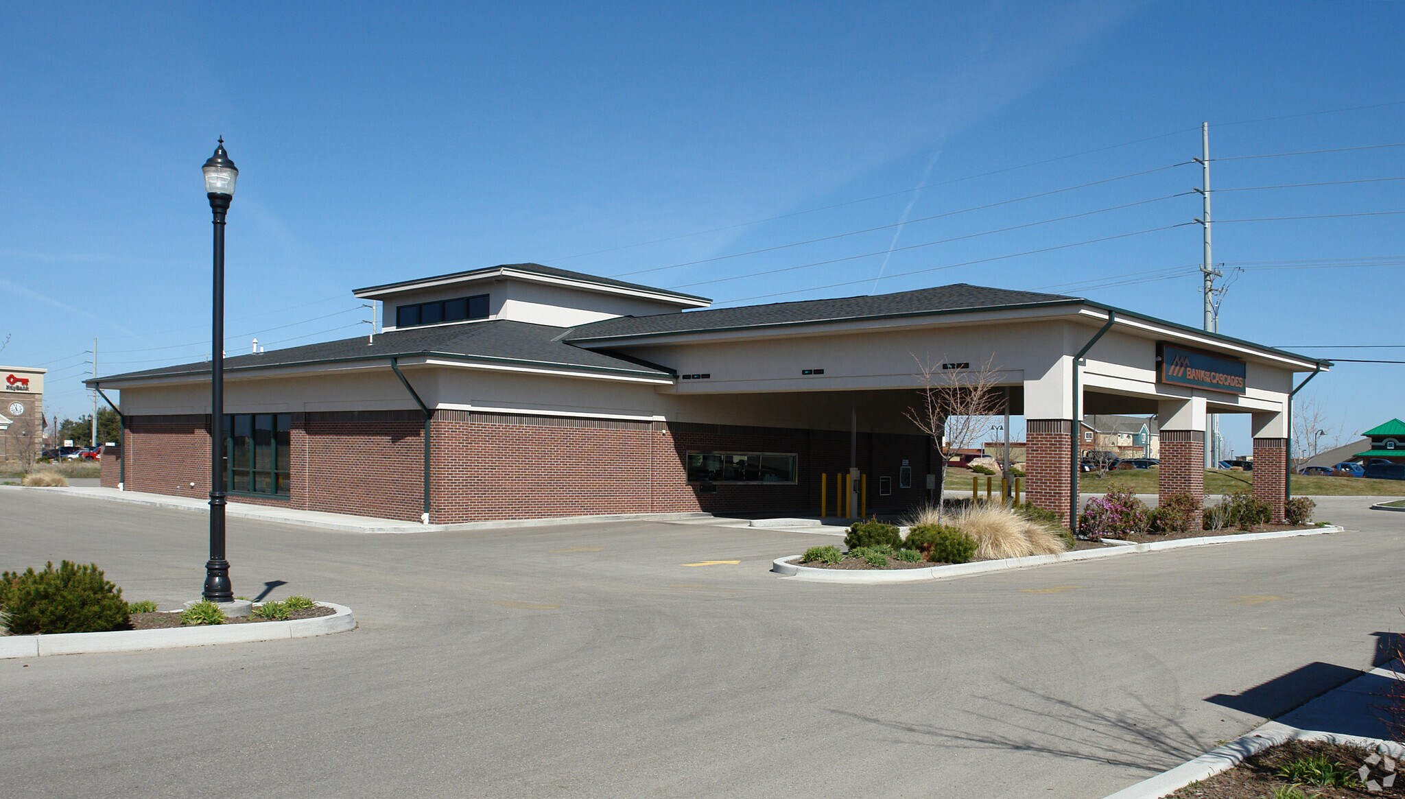 3135 E Overland Rd, Meridian, ID for sale Primary Photo- Image 1 of 1