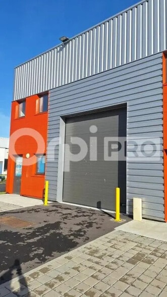 Flex in Saint-Nazaire for sale - Building Photo - Image 2 of 4