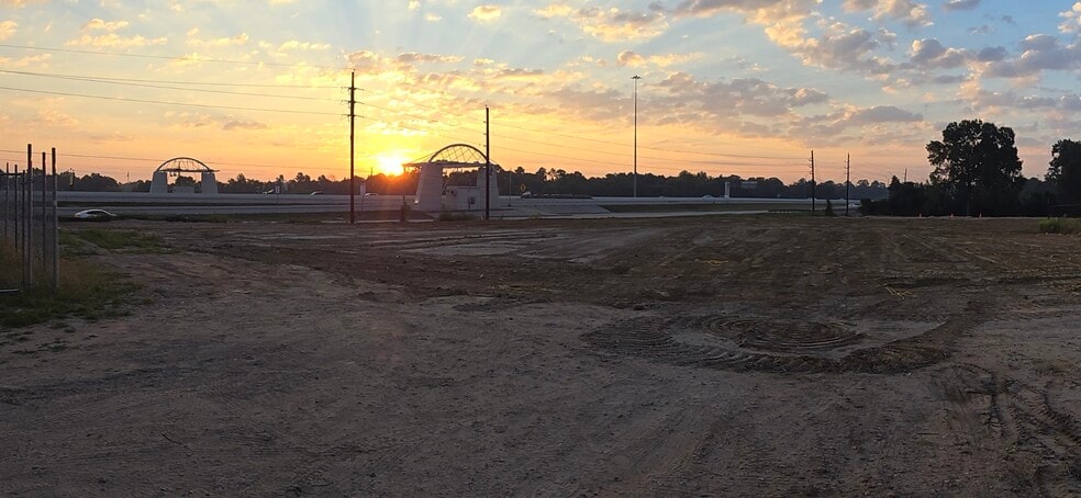 115 Sentinel Oaks, Pinehurst, TX for sale - Other - Image 2 of 4