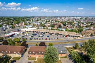 239-245 Boul Samson, Laval, QC - Aerial map view
