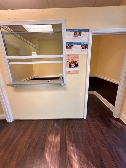 7785 Davis Blvd, Naples, FL for lease - Building Photo - Image 2 of 9