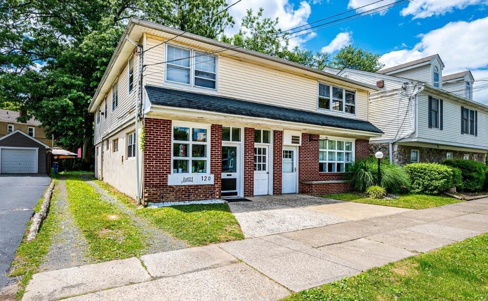 120 Main St, South Bound Brook, NJ for sale - Primary Photo - Image 1 of 4