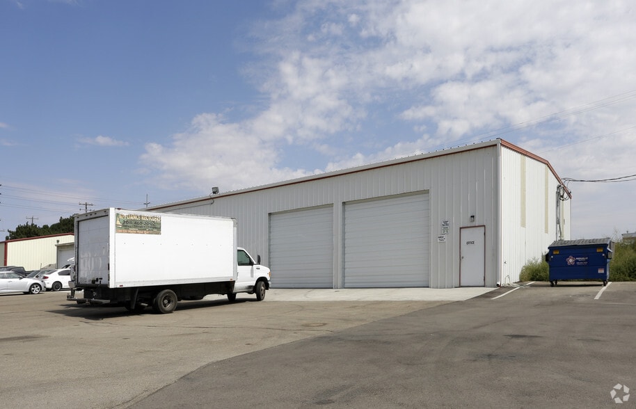 511 E Karcher Rd, Nampa, ID 83687