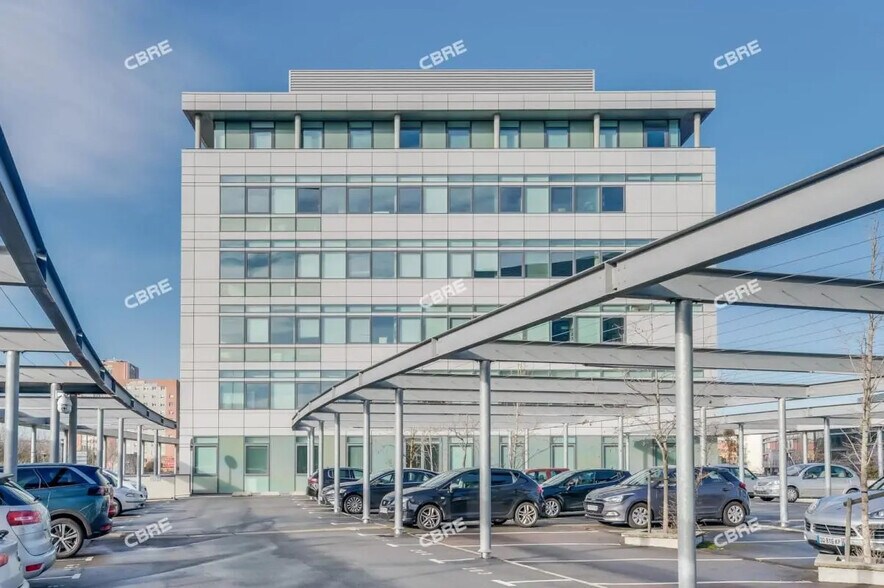 12 Rue Louis Courtois De Viçose, Toulouse for lease - Building Photo - Image 2 of 12