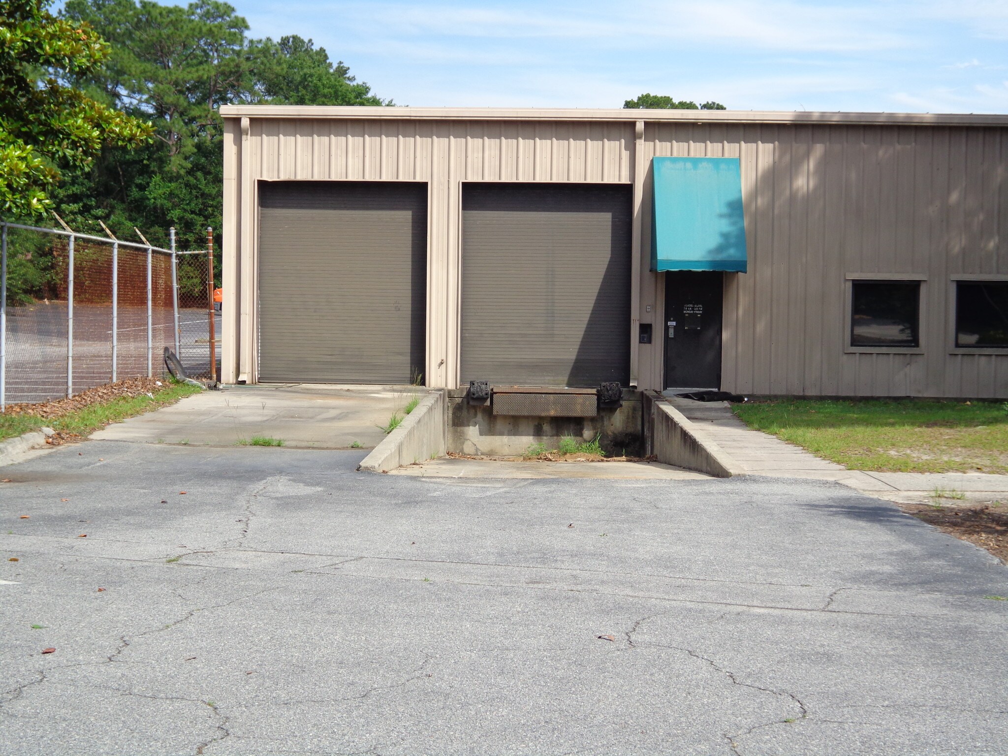 Abercorn St, Savannah, GA 31419 Savannah Crossings Shopping Center