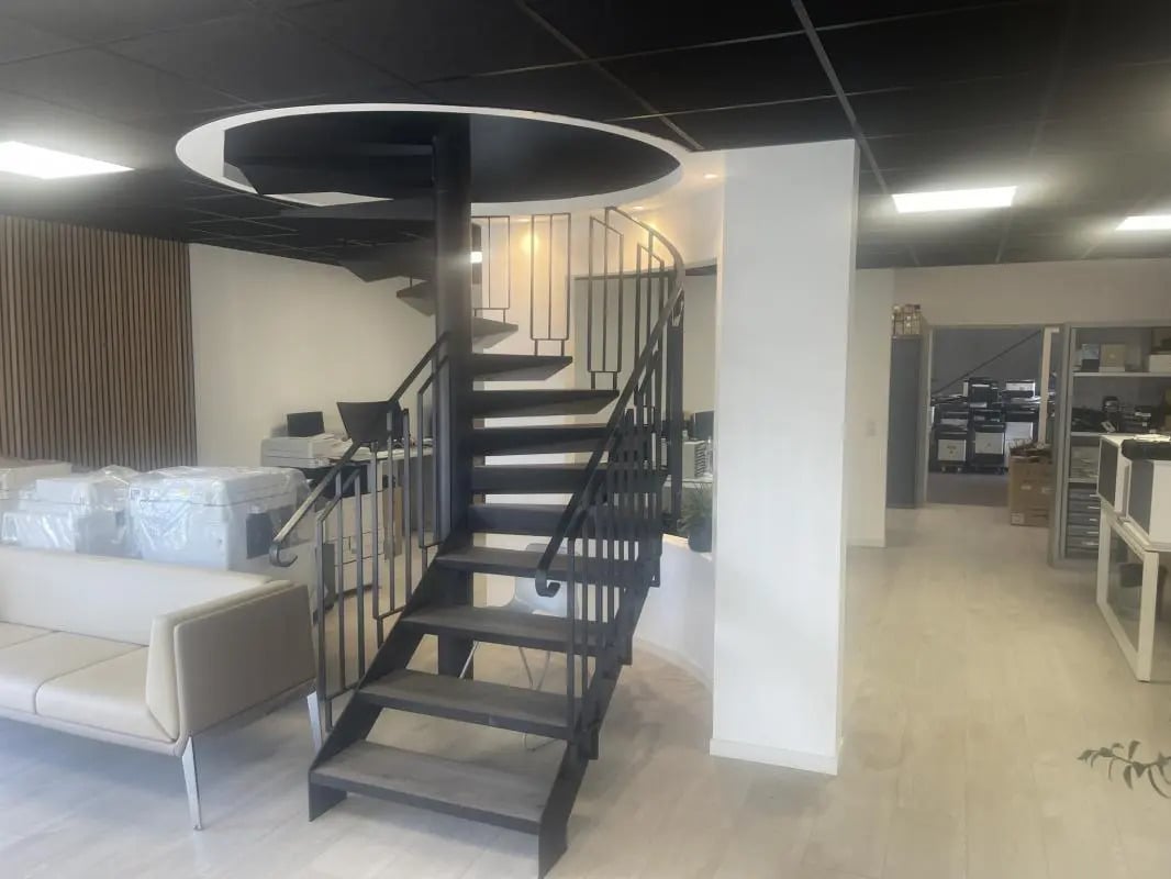 Retail in Mougins for lease Interior Photo- Image 1 of 10