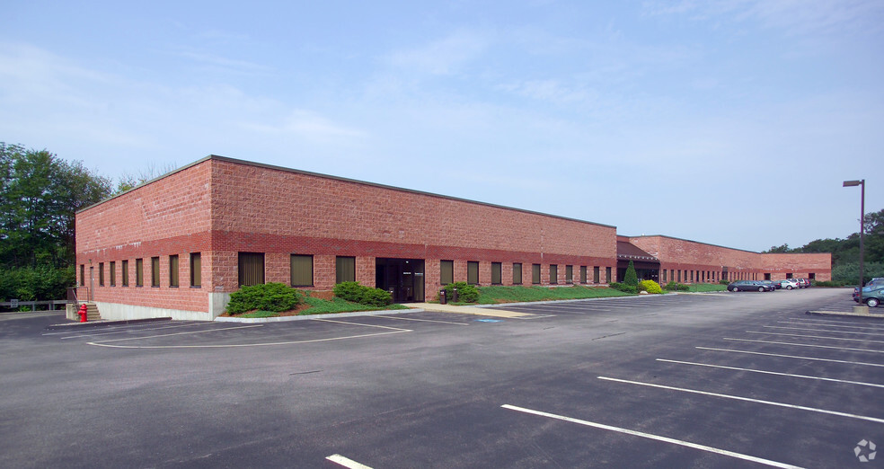 120 Forbes Blvd, Mansfield, MA for lease - Building Photo - Image 2 of 4