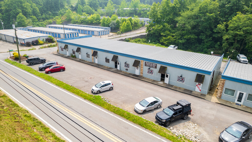 1251 Canyon Rd, Morgantown, WV for lease - Building Photo - Image 1 of 14