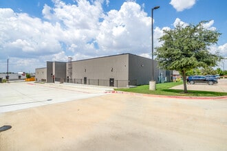 12652 Timberland Blvd, Fort Worth, TX for lease Interior Photo- Image 2 of 15