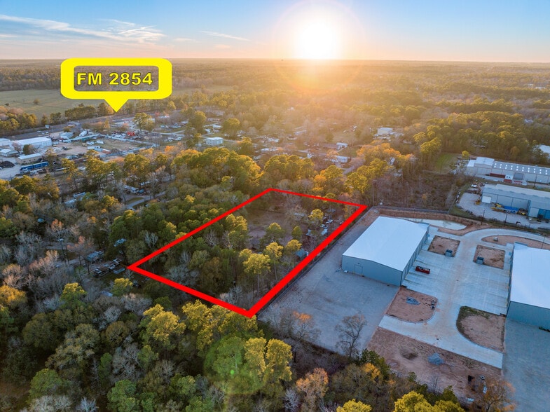 12211 Carriage Ln, Conroe, TX for sale - Aerial - Image 1 of 16