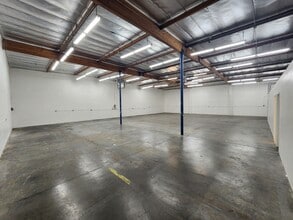 19509-19529 Business Center Dr, Northridge, CA for lease Building Photo- Image 2 of 9