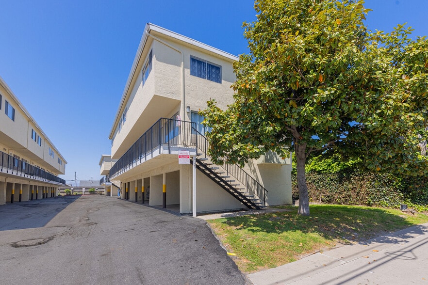 75 N Hebbron Ave, Salinas, CA for sale - Building Photo - Image 2 of 45