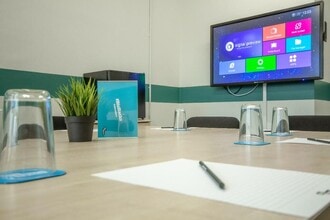 Wilsons Park, Manchester for lease Interior Photo- Image 1 of 5