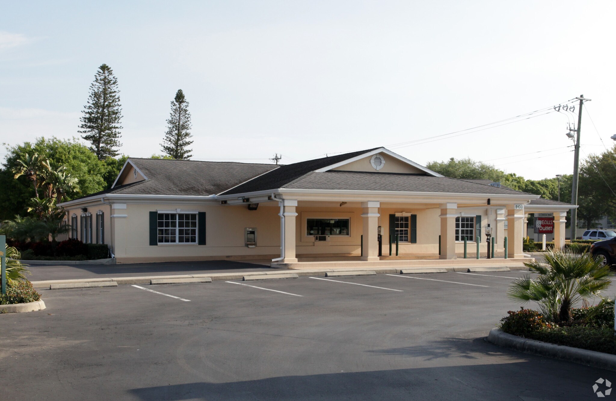 5100 Cortez Rd W, Bradenton, FL for sale Primary Photo- Image 1 of 1