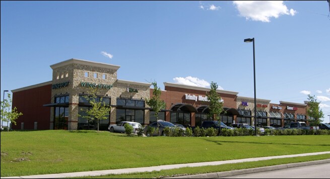 301 Clifford Center Dr, Fort Worth, TX for sale Building Photo- Image 1 of 1