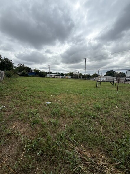1931 N Lewis Ave, Tulsa, OK for sale - Building Photo - Image 2 of 4