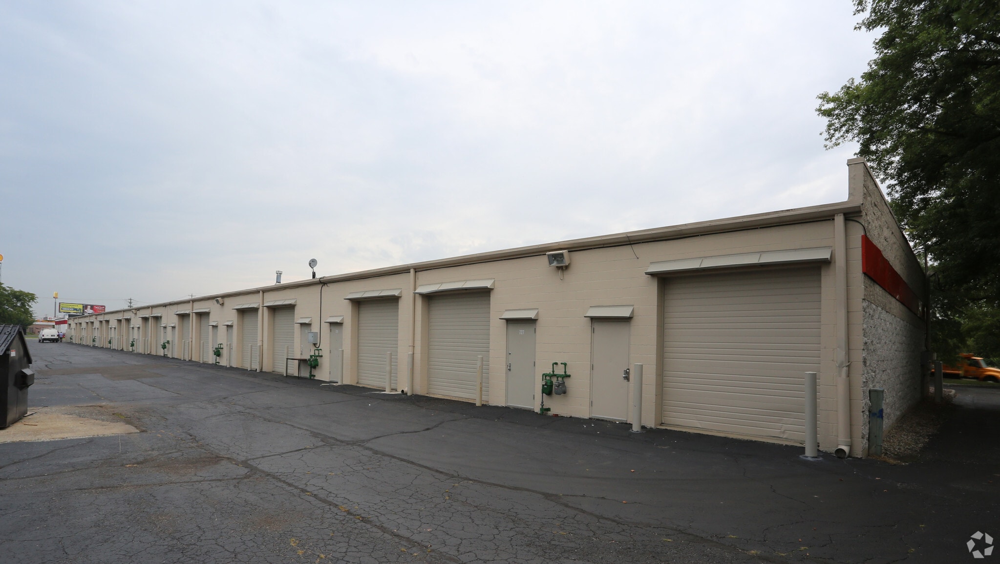 725759 N Wilson Rd, Columbus, OH 43204 Flex for Lease
