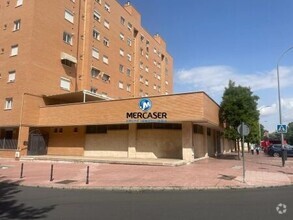 Retail in Alcalá De Henares, MAD for lease Interior Photo- Image 1 of 8