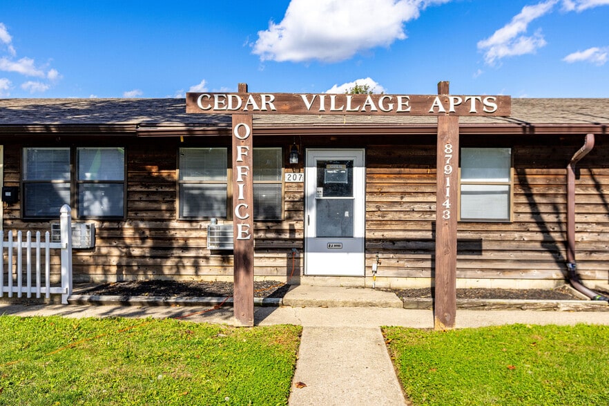207 W Funderburg Rd, Fairborn, OH for sale - Building Photo - Image 3 of 28