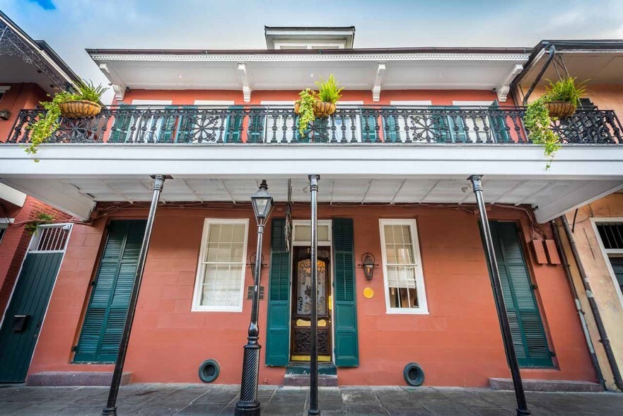 727 Toulouse St, New Orleans, LA for sale - Building Photo - Image 1 of 1