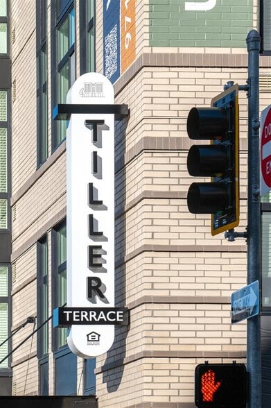 1670 SW Alder St, Portland, OR for lease - Building Photo - Image 3 of 8