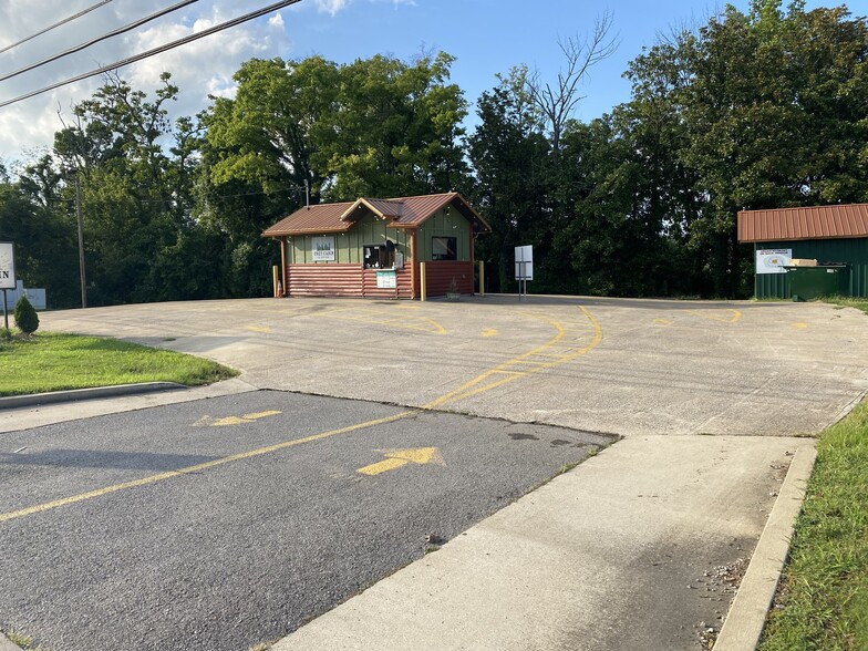 16616 W College St, Pulaski, TN for sale - Primary Photo - Image 1 of 1