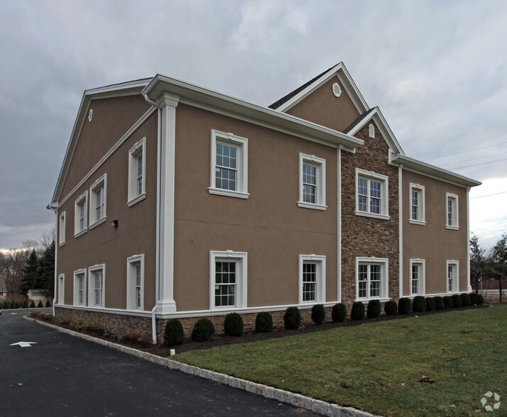 73 Newark Pompton Tpke, Riverdale, NJ for sale - Primary Photo - Image 1 of 1