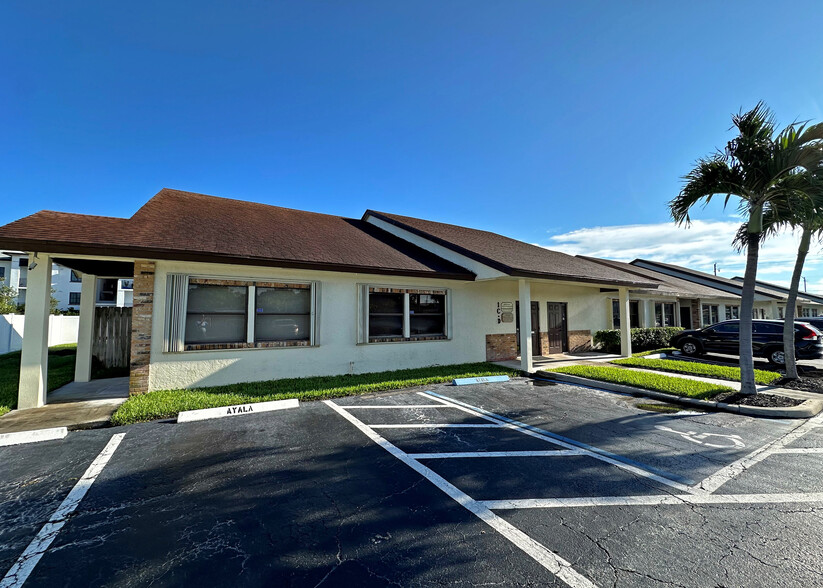 2135 S Congress Ave, West Palm Beach, FL for sale - Building Photo - Image 2 of 4