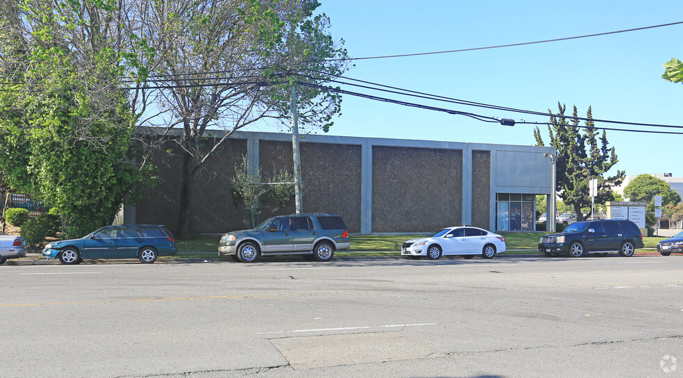 1930-1932 W Winton Ave, Hayward, CA for lease - Building Photo - Image 3 of 3