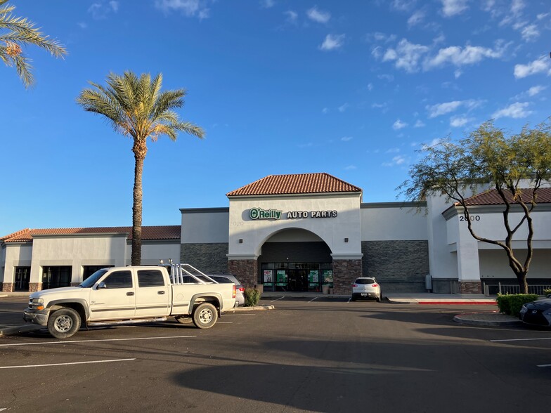 1960-2080 W River Rd, Tucson, AZ for lease - Building Photo - Image 2 of 3