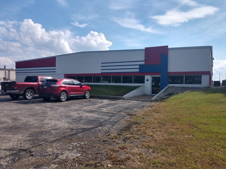 977 Koopman Ln, Elkhorn, WI for sale - Building Photo - Image 3 of 3