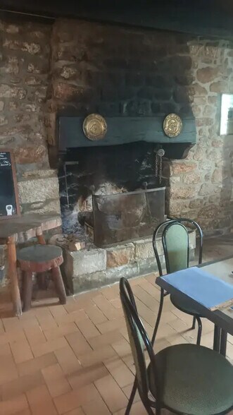 Retail in Quimper for sale - Building Photo - Image 3 of 3