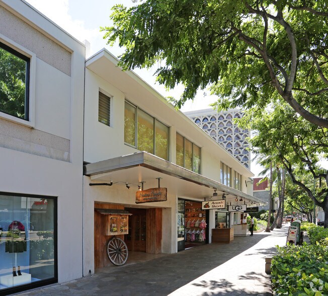 2162-2170 Kalakaua Ave, Honolulu, HI for lease - Building Photo - Image 3 of 3