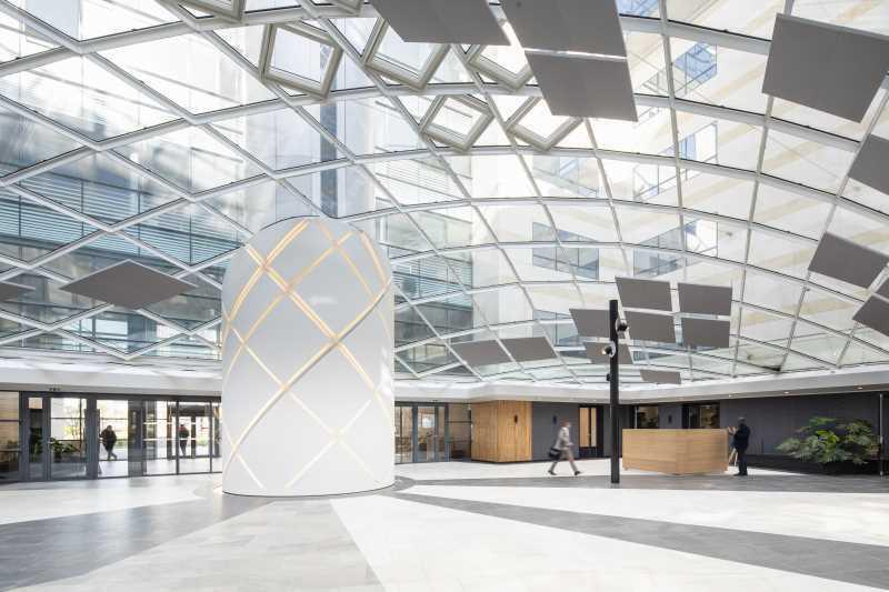 7/9 Avenue Morane Saulnier, Vélizy-Villacoublay for lease - Building Photo - Image 2 of 13