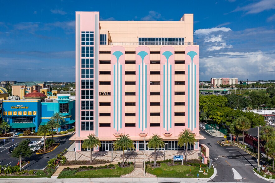 8050 International Dr, Orlando, FL for lease - Building Photo - Image 3 of 8