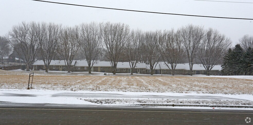 41 10th St W, Waconia, MN for sale - Primary Photo - Image 1 of 1