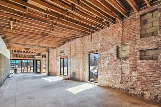 463-467 S La Brea Ave, Los Angeles, CA for lease Interior Photo- Image 2 of 4