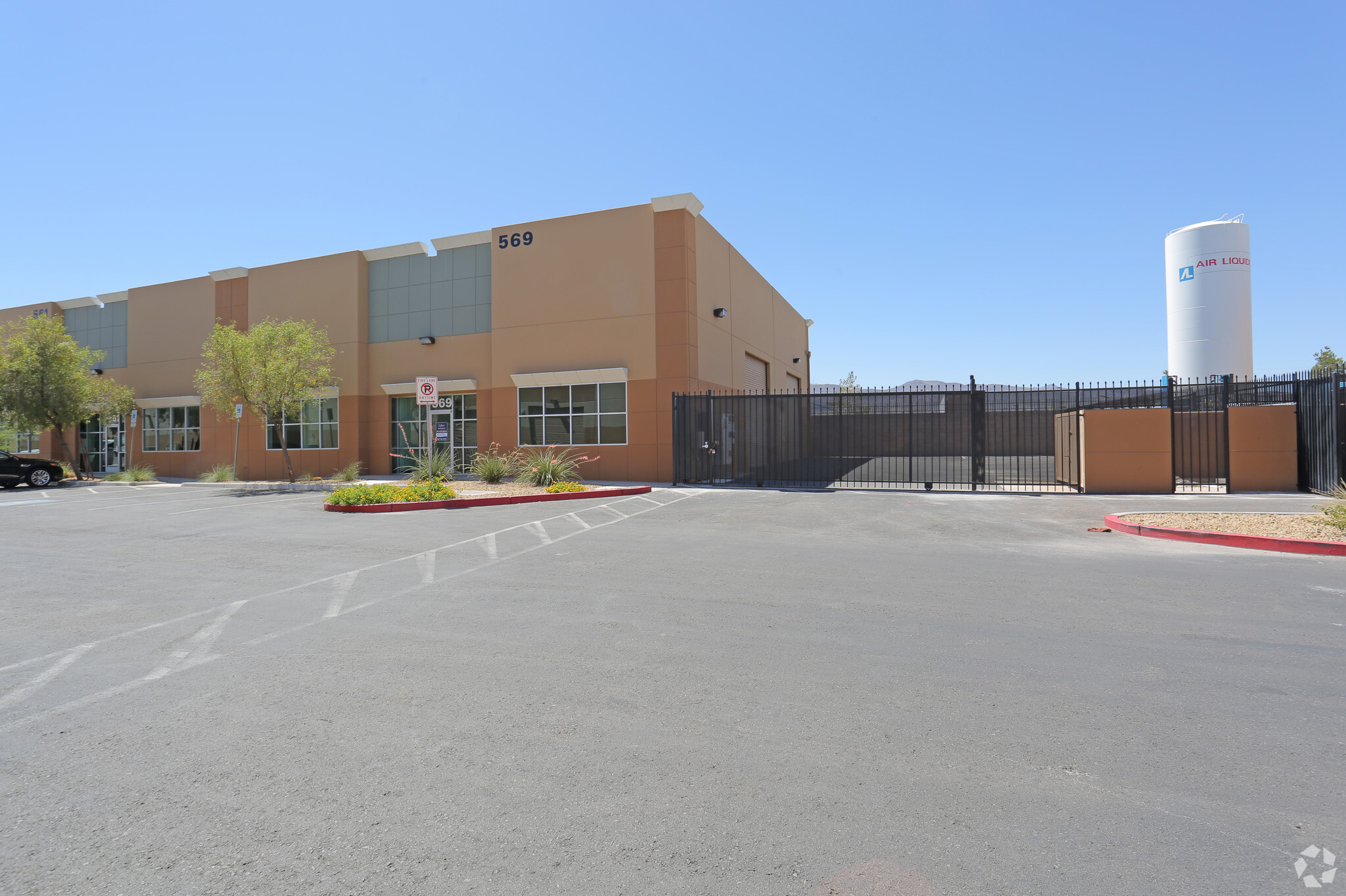 569 W Sunset Rd, Henderson, NV for sale Primary Photo- Image 1 of 1