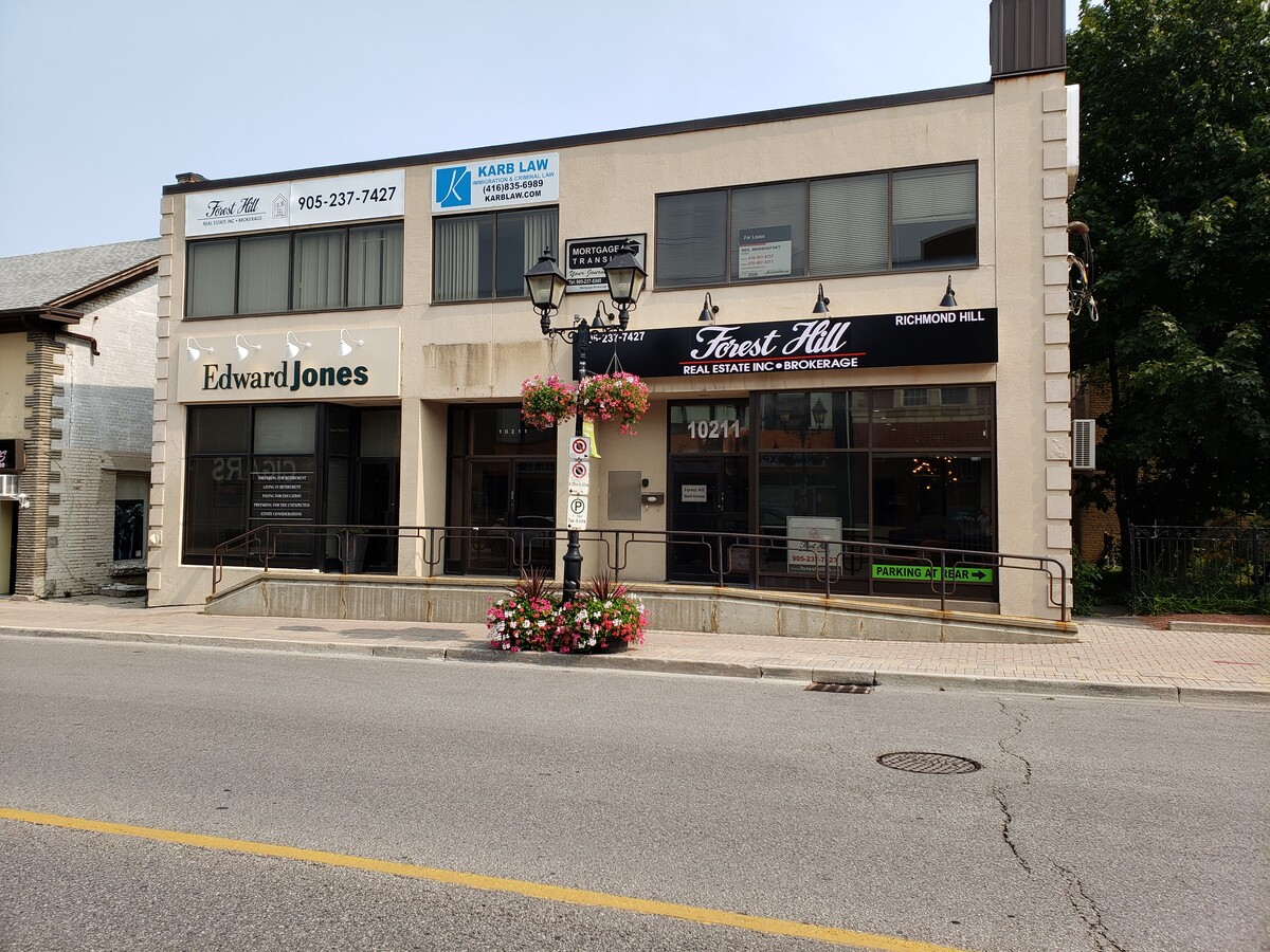 10211 Yonge St, Richmond Hill, ON L4C 3B2 | LoopNet