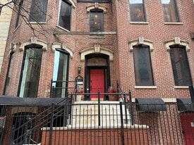 16 W. Ontario St. - Live Work Space